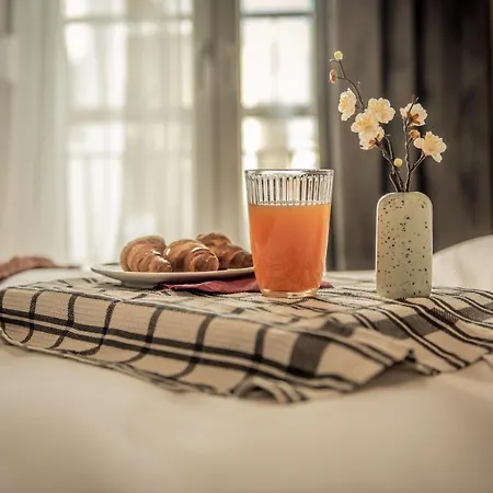 Poseidon's On White Tower Midas *