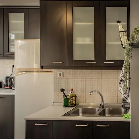 Poseidon's On White Tower Midas