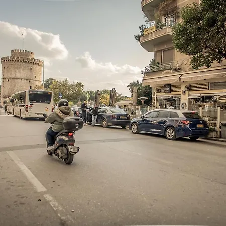 Poseidon's On White Tower Midas Apartman *