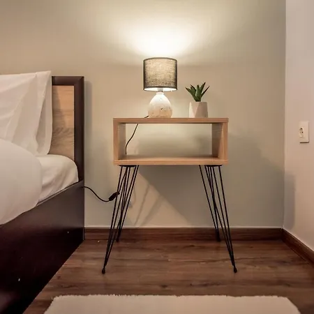 Poseidon's On White Tower Midas * Салоники