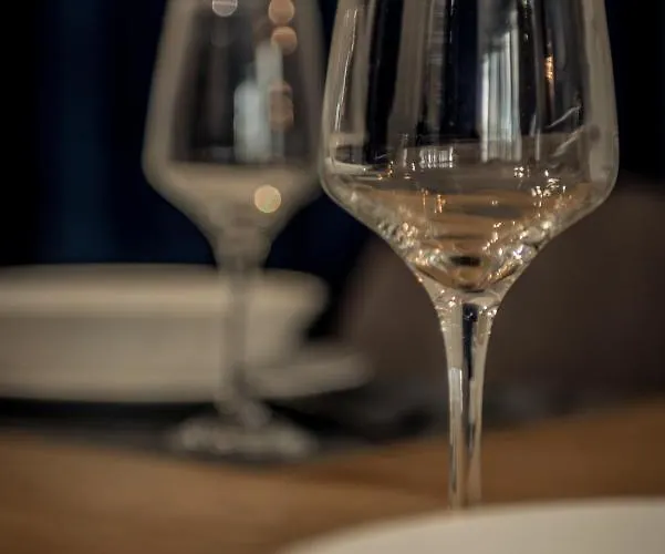 Poseidon's On White Tower Midas