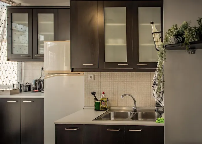 Poseidon's On White Tower Midas