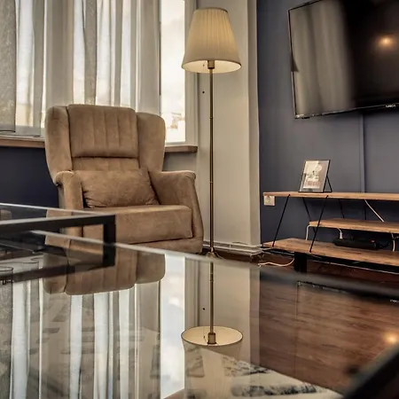 Poseidon's On White Tower Midas