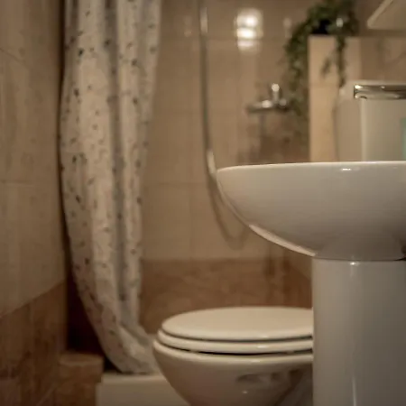 Poseidon's On White Tower Midas * Θεσσαλονίκη